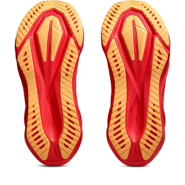 ASICS Novablast 5 - Flash Red