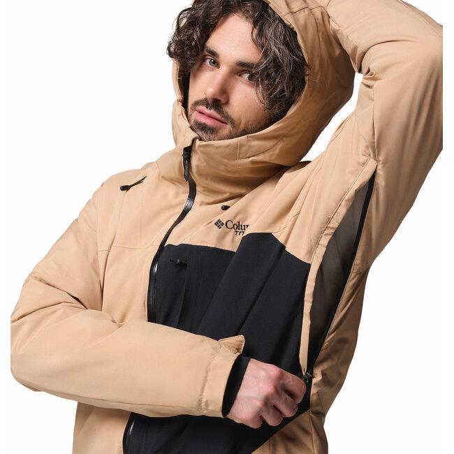 COLUMBIA Winter District™ III Jacket - Canoe, Black