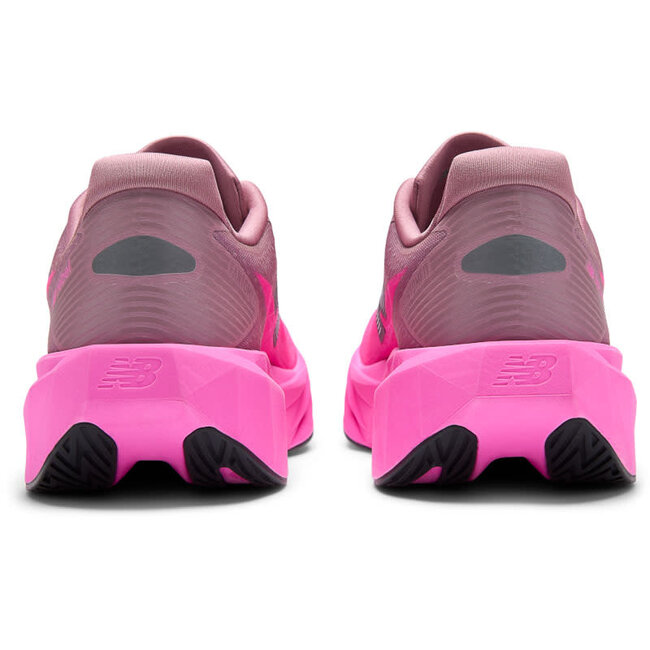 NEW BALANCE  FuelCell Rebel v5 - Pink