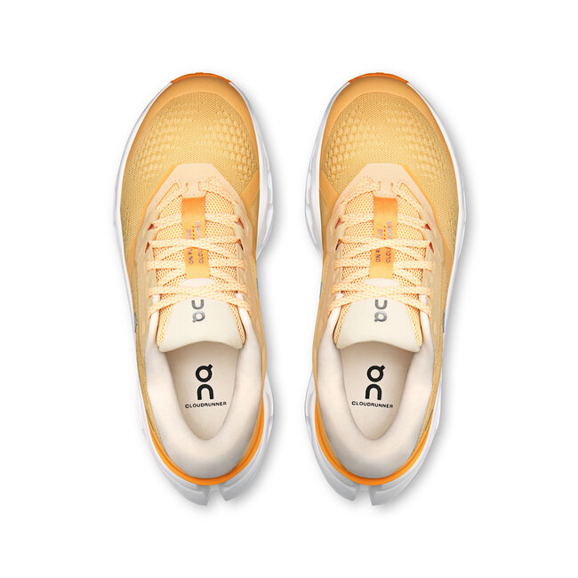ON Cloudrunner 3 W - Squash/Saffron
