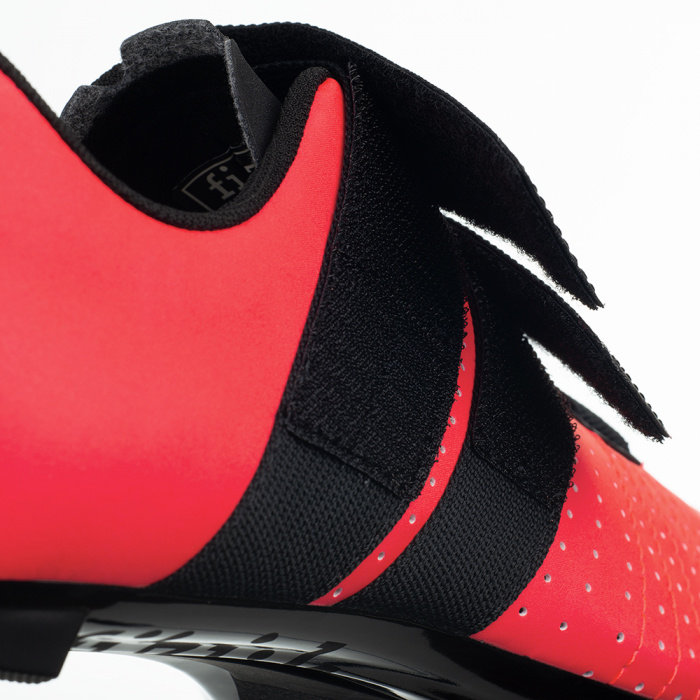 FIZIK FIZIK R5 Tempo Powerstrap Road Shoe
