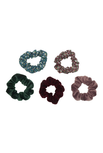 Mimi & Lula winter scrunchies