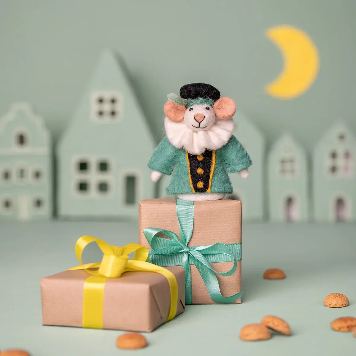 Sjaal met verhaal vilten vingerpopje piet muis 12cm turquoise-2