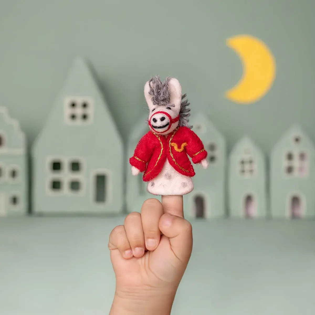 Sjaal met verhaal vilten vingerpopje 12cm paard van sinterklaas-2