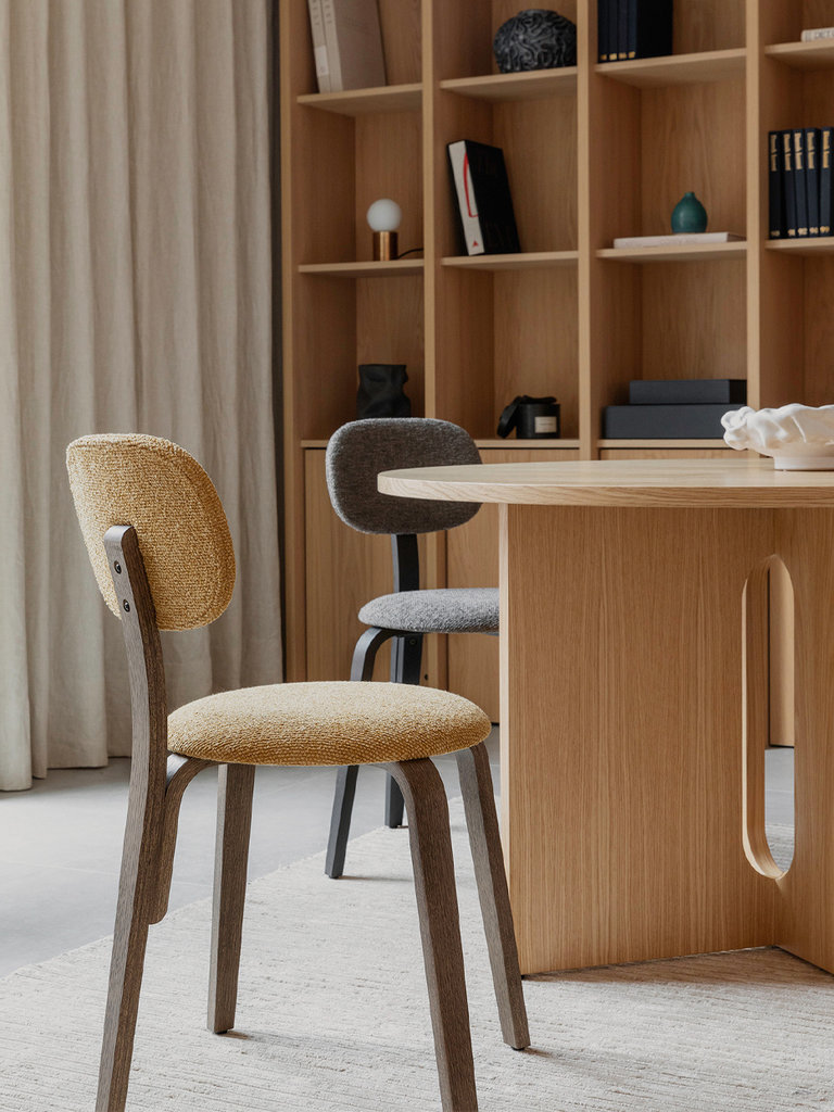 Audo Androgyne dining table 120 cm