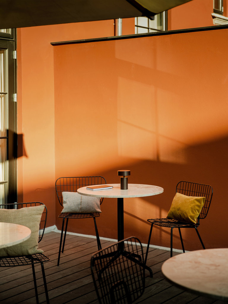 Audo WM String dining chair