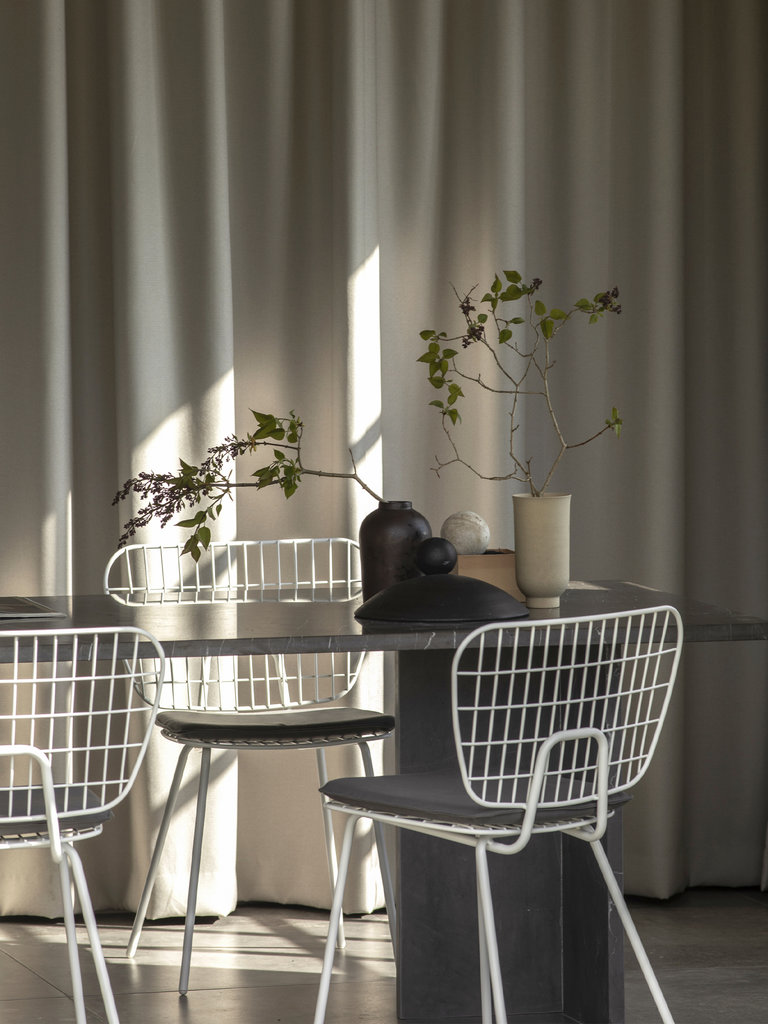 Audo WM String dining chair