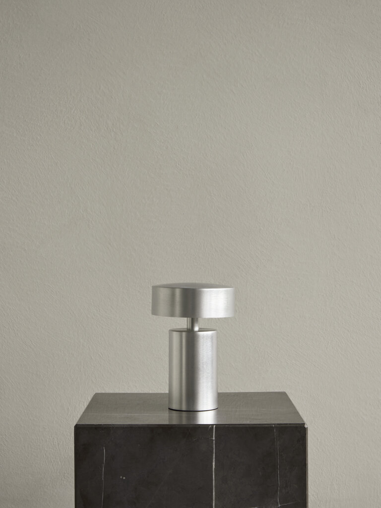 Audo Column Table Lamp