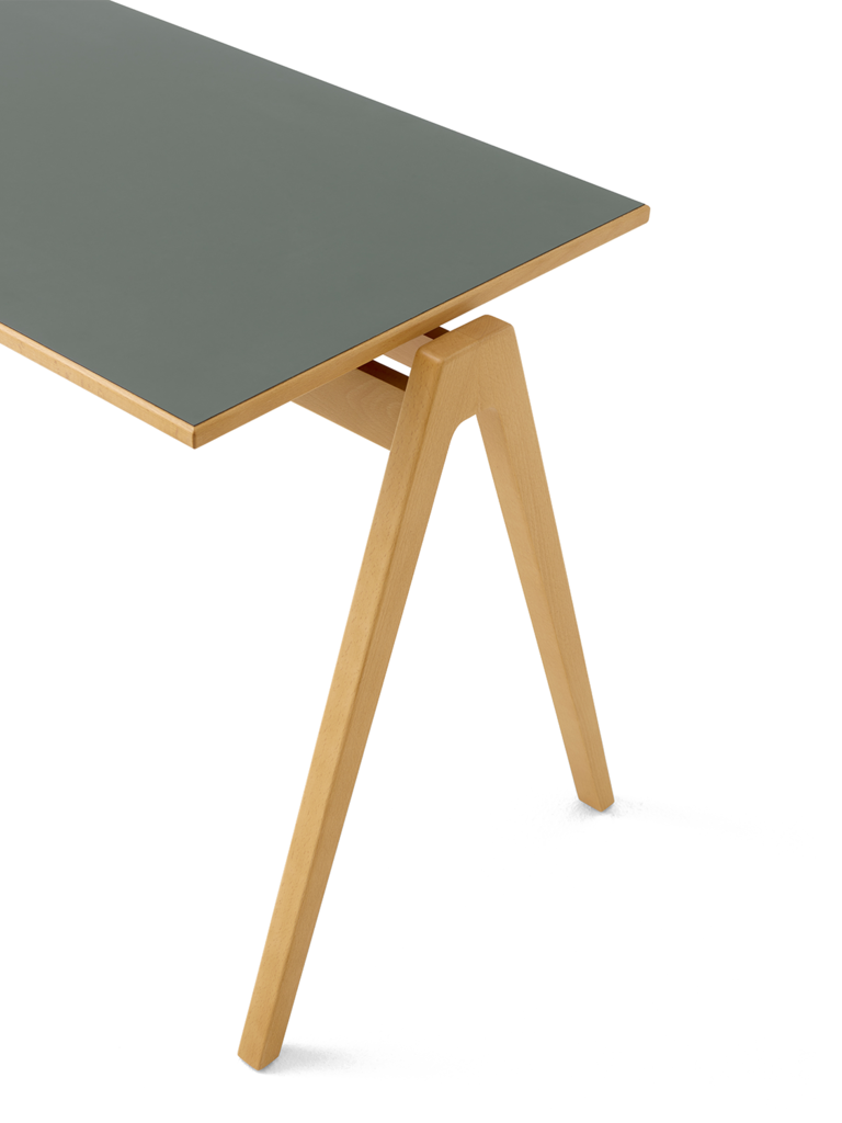 andTradition Daystak Table