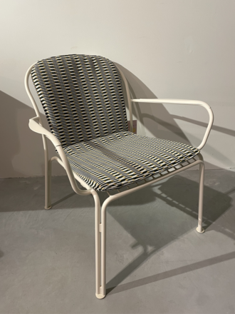 andTradition Thorvald Lounge Chair SC101 + Cushion [Ex-display]