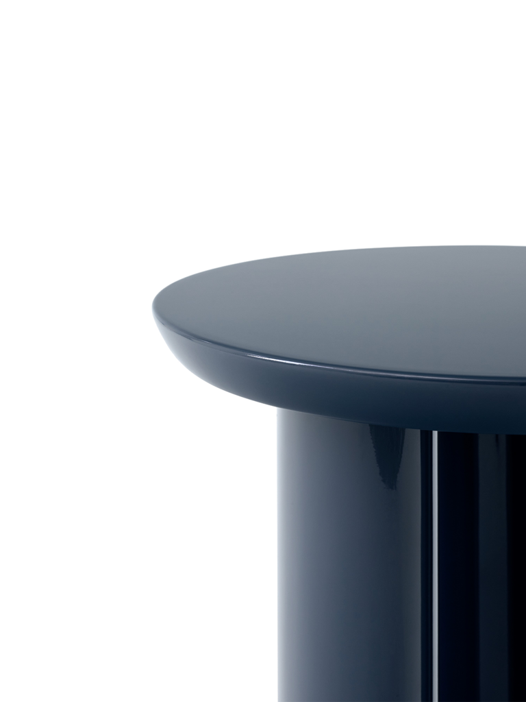 andTradition Tung Side Table JA3