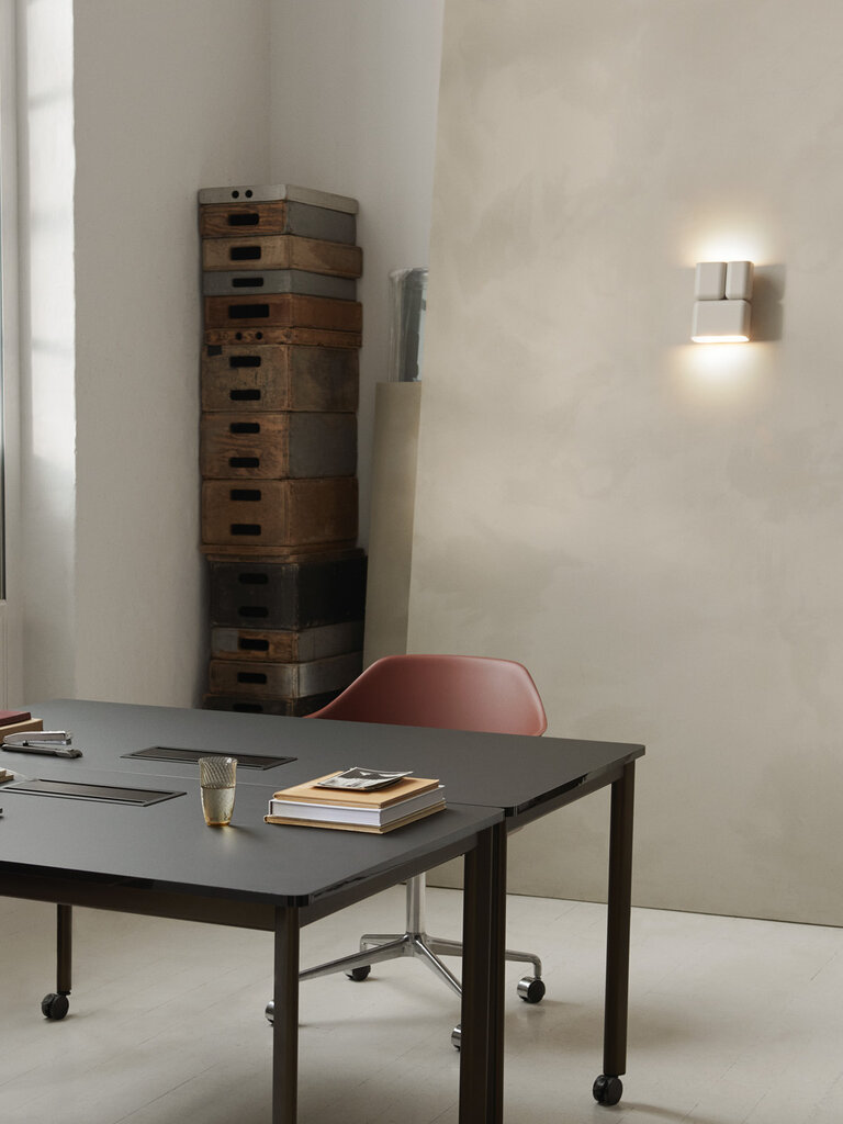 andTradition Tabata LN10  Wall Lamp