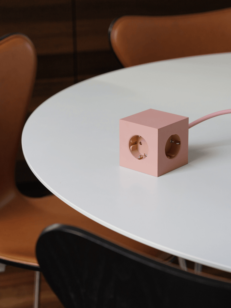 Avolt Square 1 (USB-C) with cable