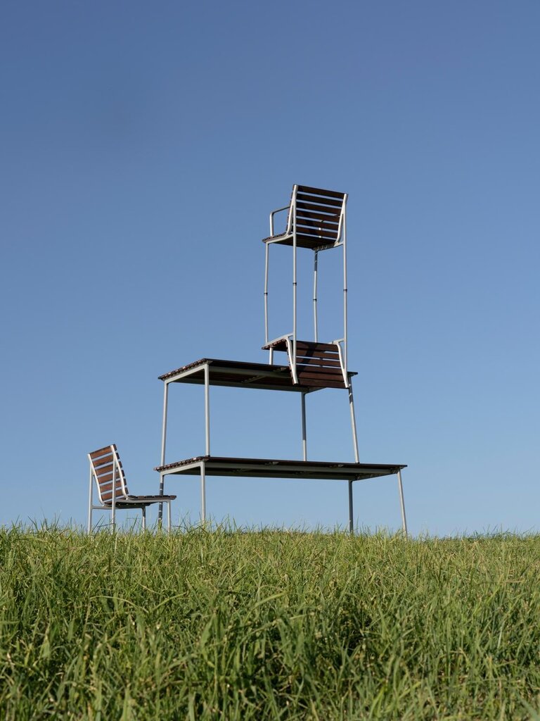 HAY Traverse Table Medium
