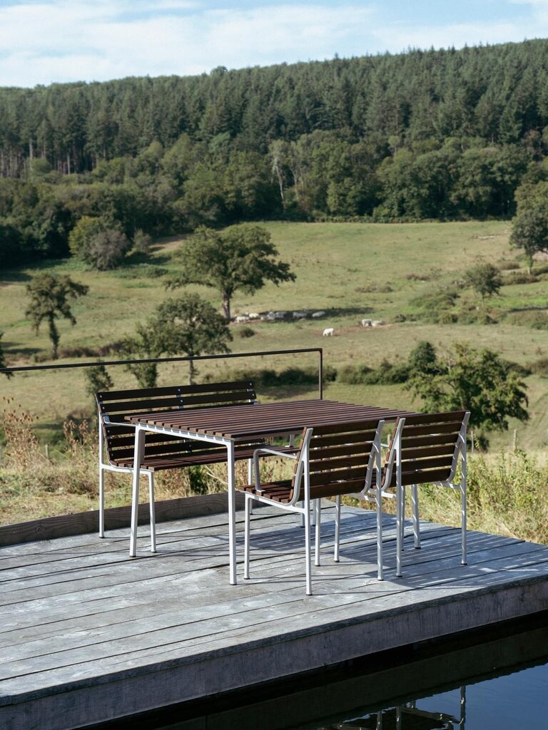 HAY Traverse Table Medium