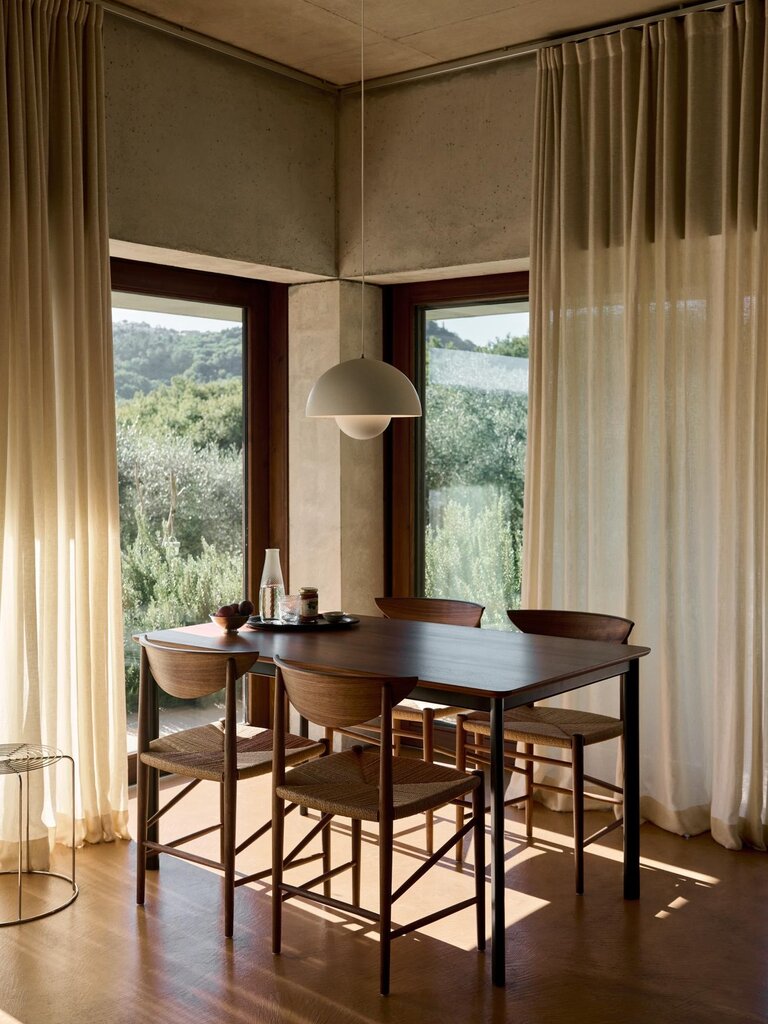 andTradition Drawn Chair HM3