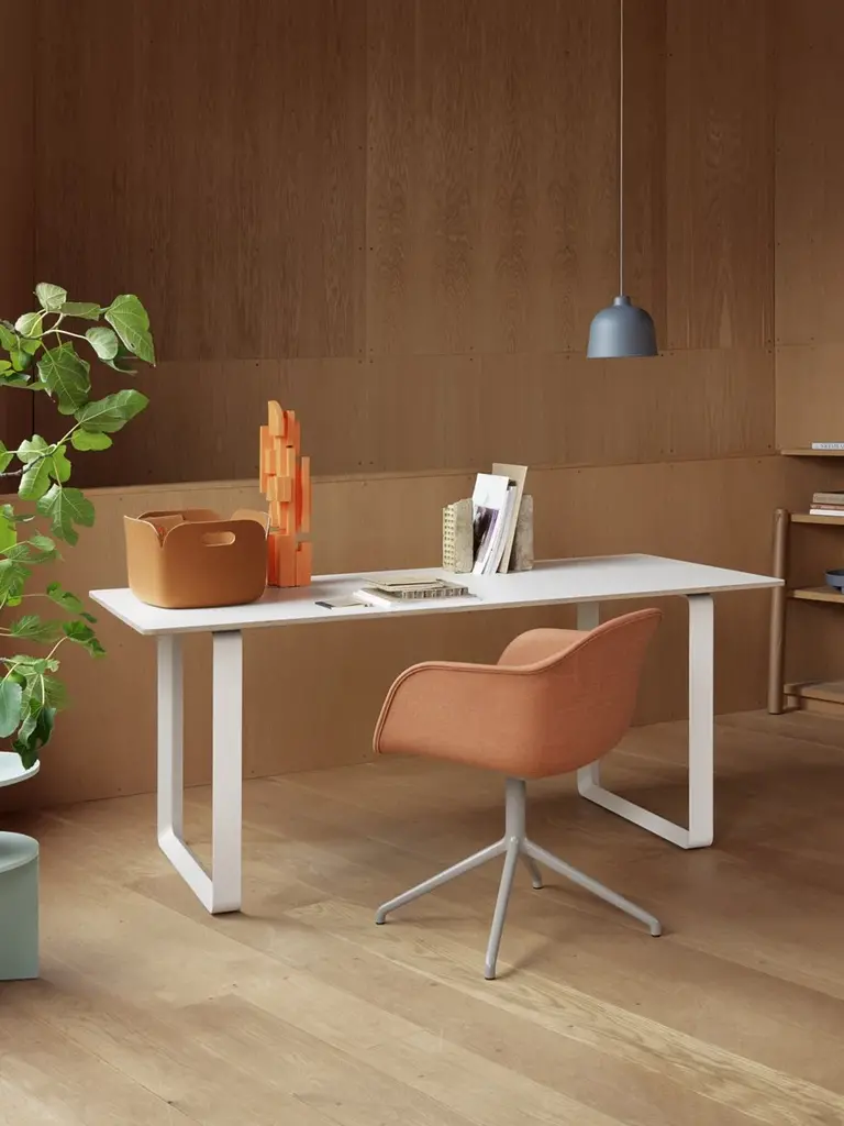 Muuto 70/70 Table
