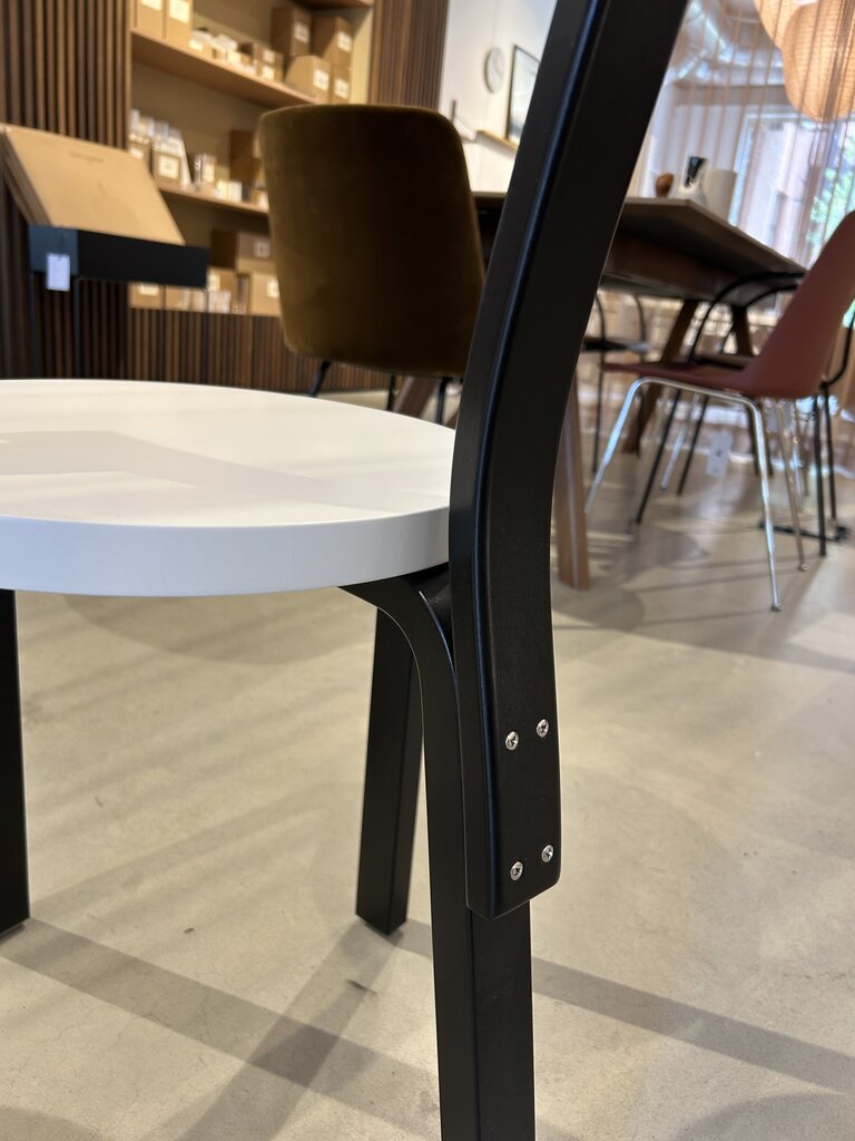 Artek Chair 68 [Ex-display]