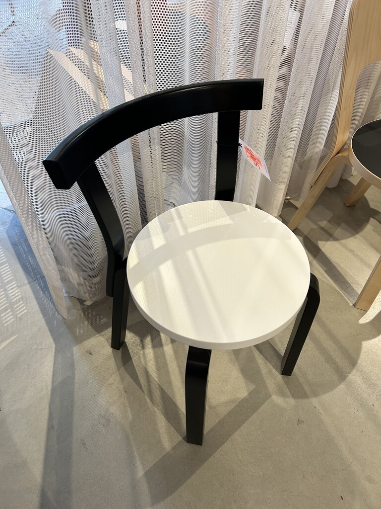 Artek Chair 68 [Ex-display]