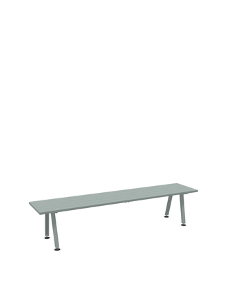 Extremis Marina high table