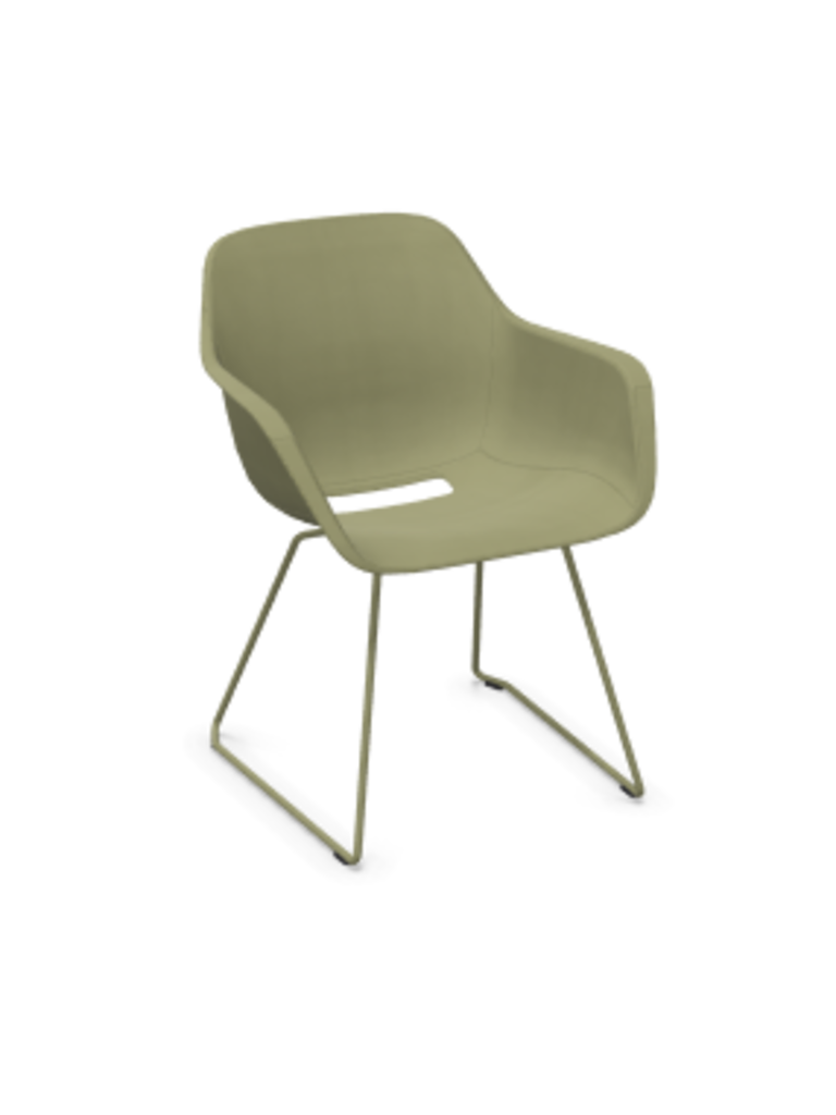 Extremis Captain’s Sliding Chair