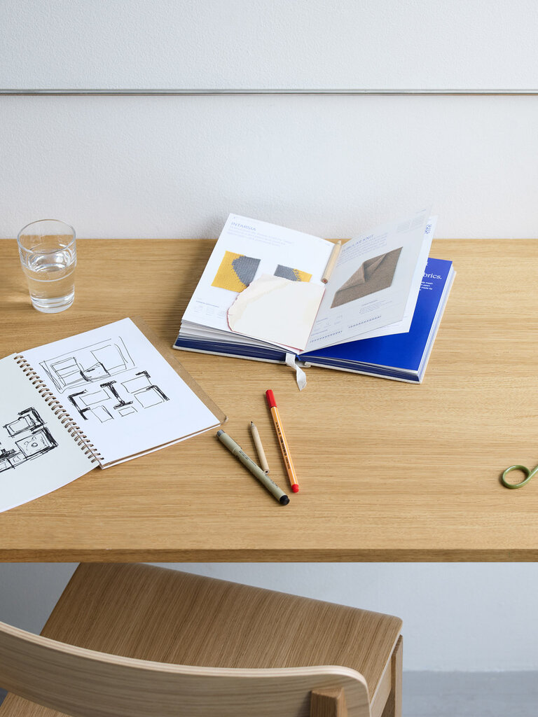 Moebe Fold-out Desk