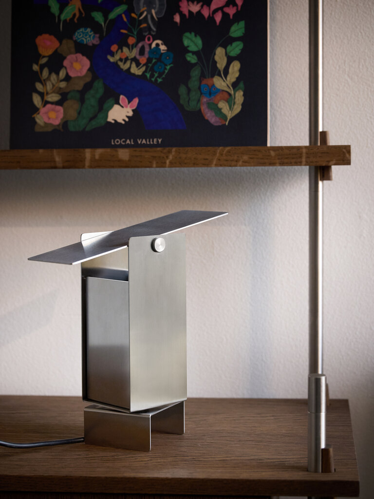 Moebe Pivoting Table Lamp