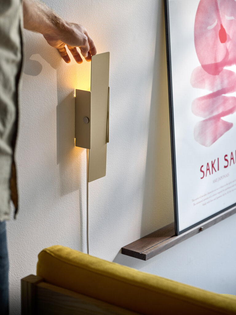 Moebe Pivoting Wall Lamp