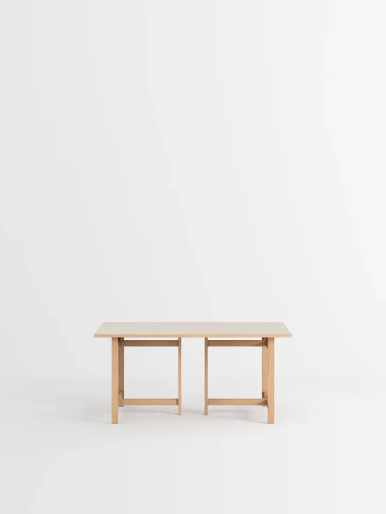 Moebe Rectangular Dining Table