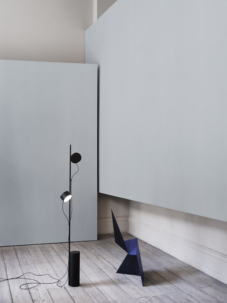 Muuto Post Floor Lamp