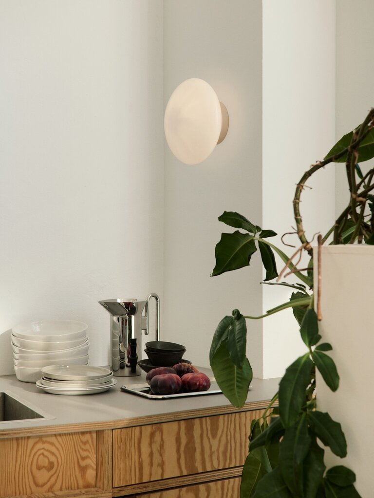 andTradition Mist Wall Lamp