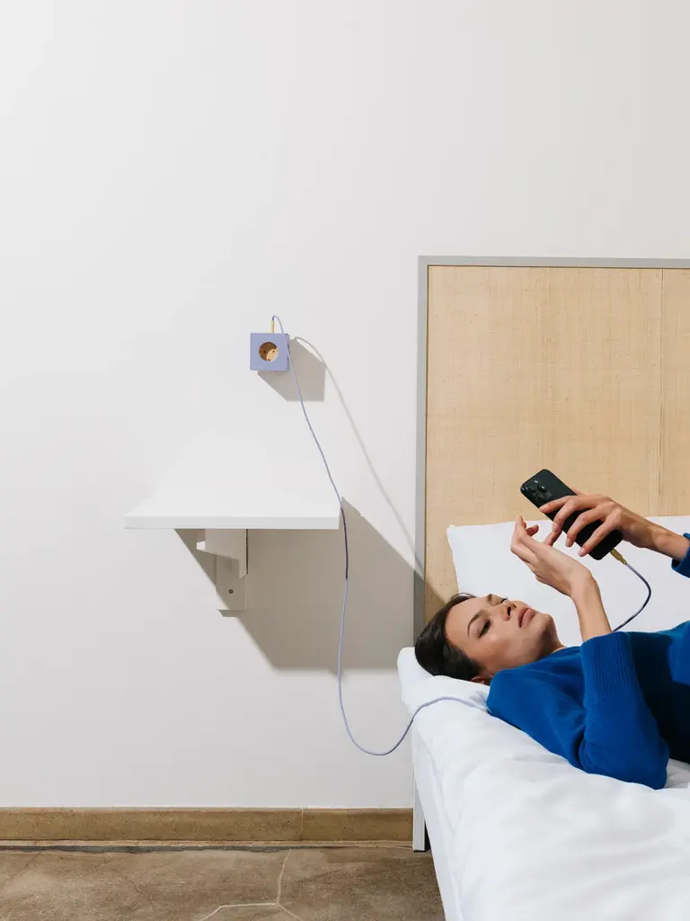 Avolt Square 2 (USB-C) without cable - Bauhaus-Archiv