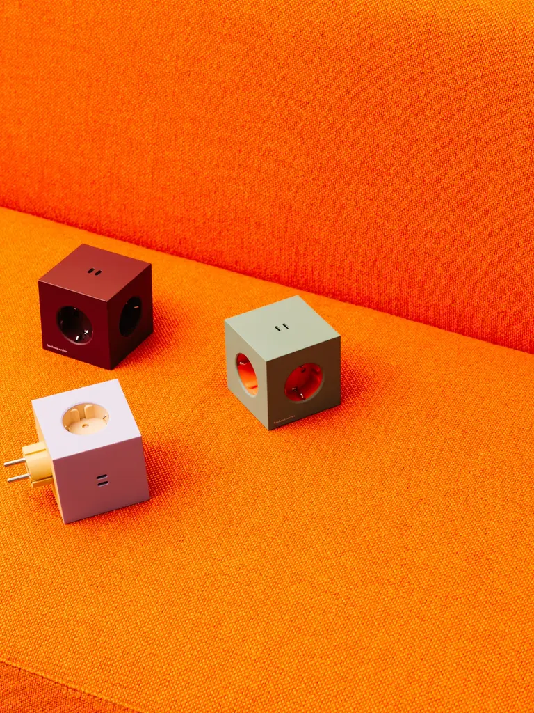 Avolt Square 2 (USB-C) without cable - Bauhaus-Archiv