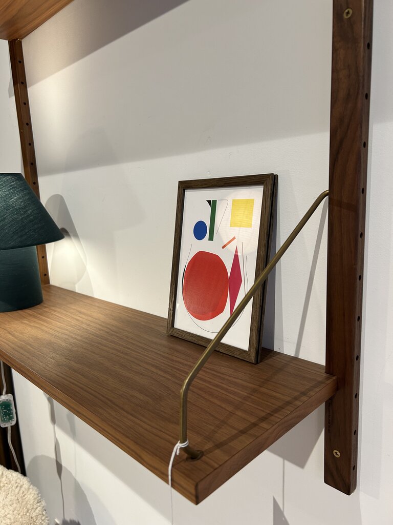 DK3 DK3 Royal System Walnut [Ex-display]