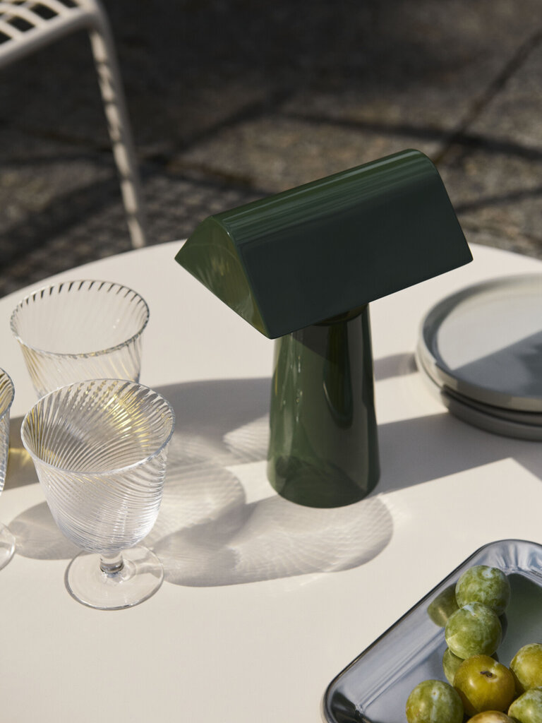 andTradition Caret MF1