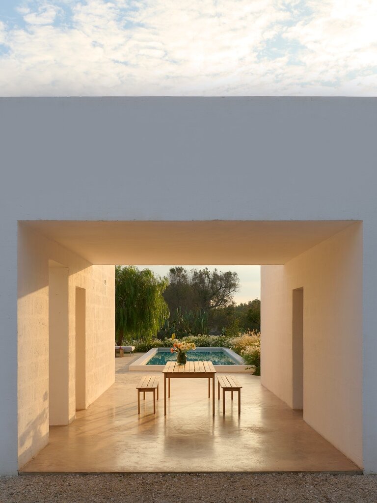 Muuto Assemble Table