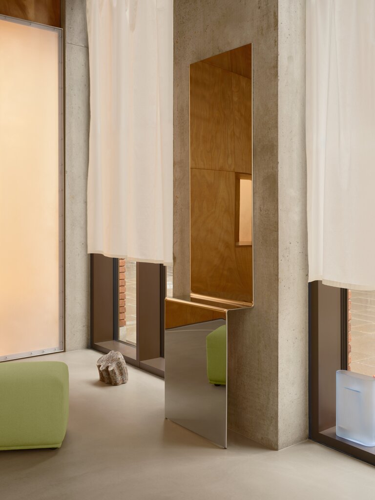 Muuto Pleat Mirror