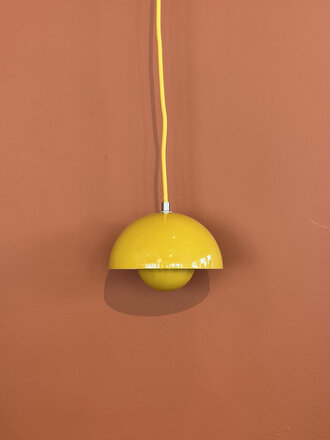 andTradition Flowerpot VP10 Mustard [ Ex-Display ]