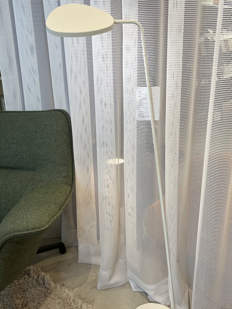 Muuto Leaf Floor Lamp [ Ex-Display ]