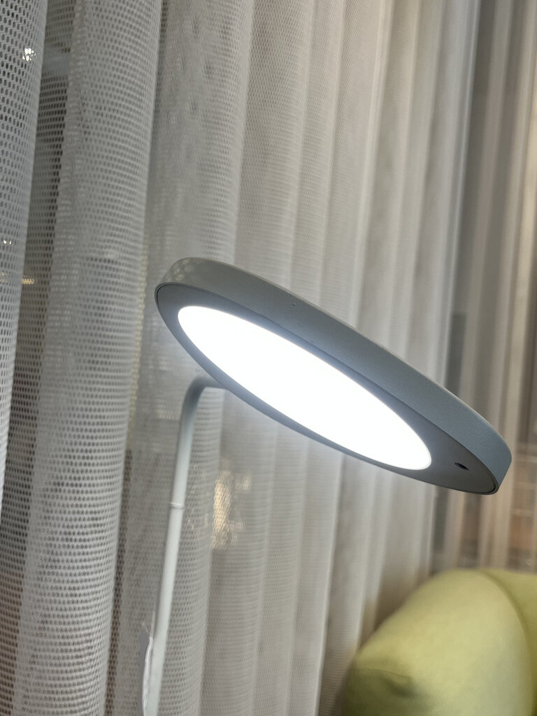 Muuto Leaf Floor Lamp [ Ex-Display ]