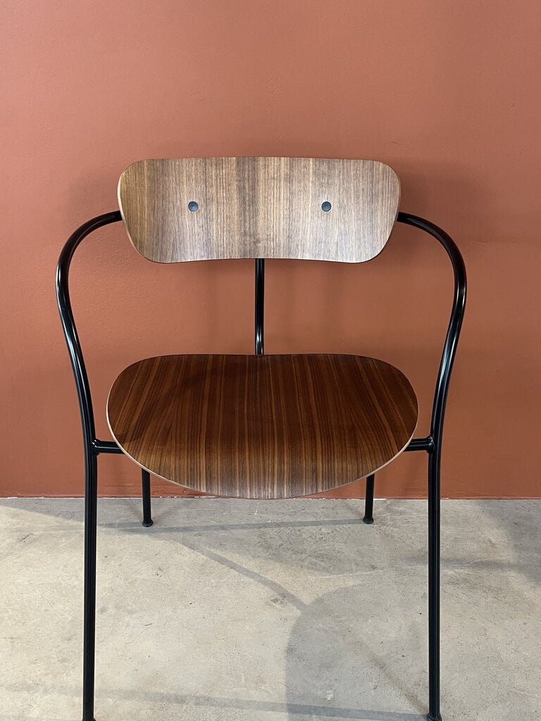 andTradition Pavilion AV2 with armrests Set of 3  [ Ex-Display ]