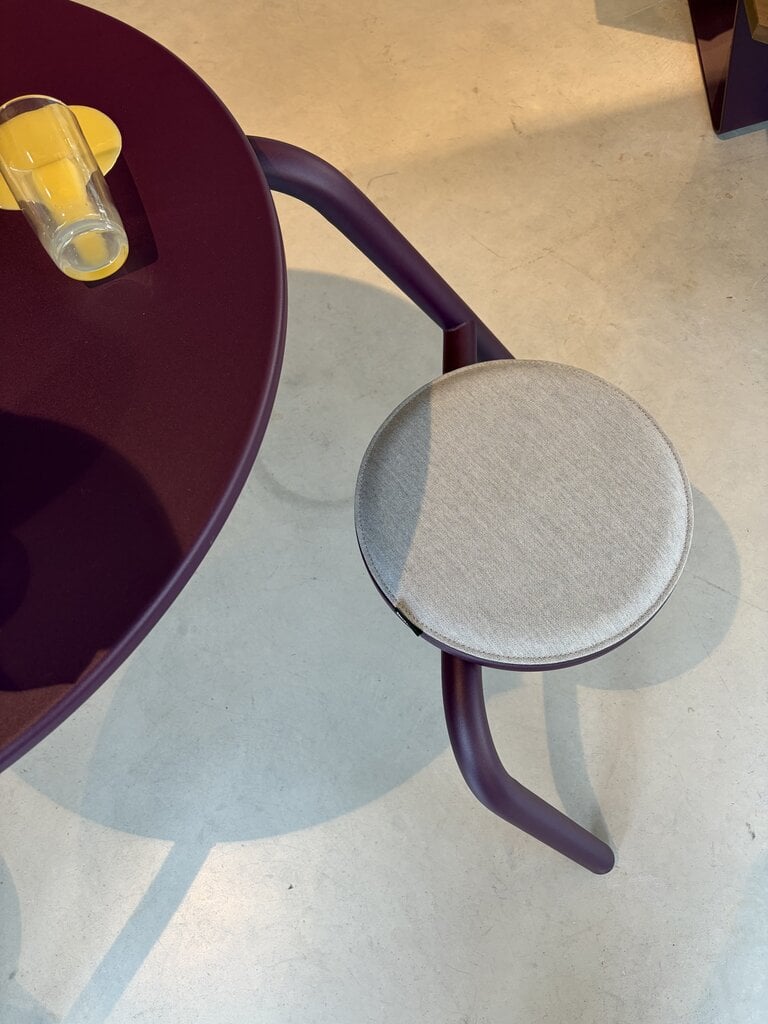 Extremis Virus - 3 Seater exclusieve RAL 4007 [Ex-Display]