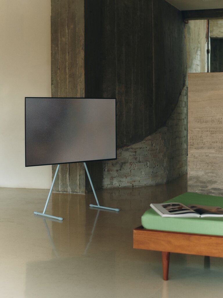 Pedestal TV Stand - Viva