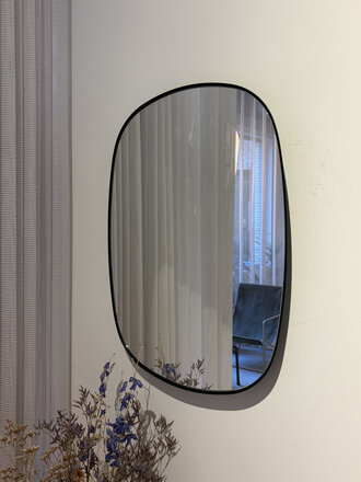 Muuto Framed Mirror Dark Green Small [Ex-Display]