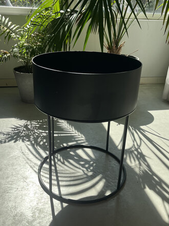 ferm Living Plant Box Round/Black [Ex-Display]