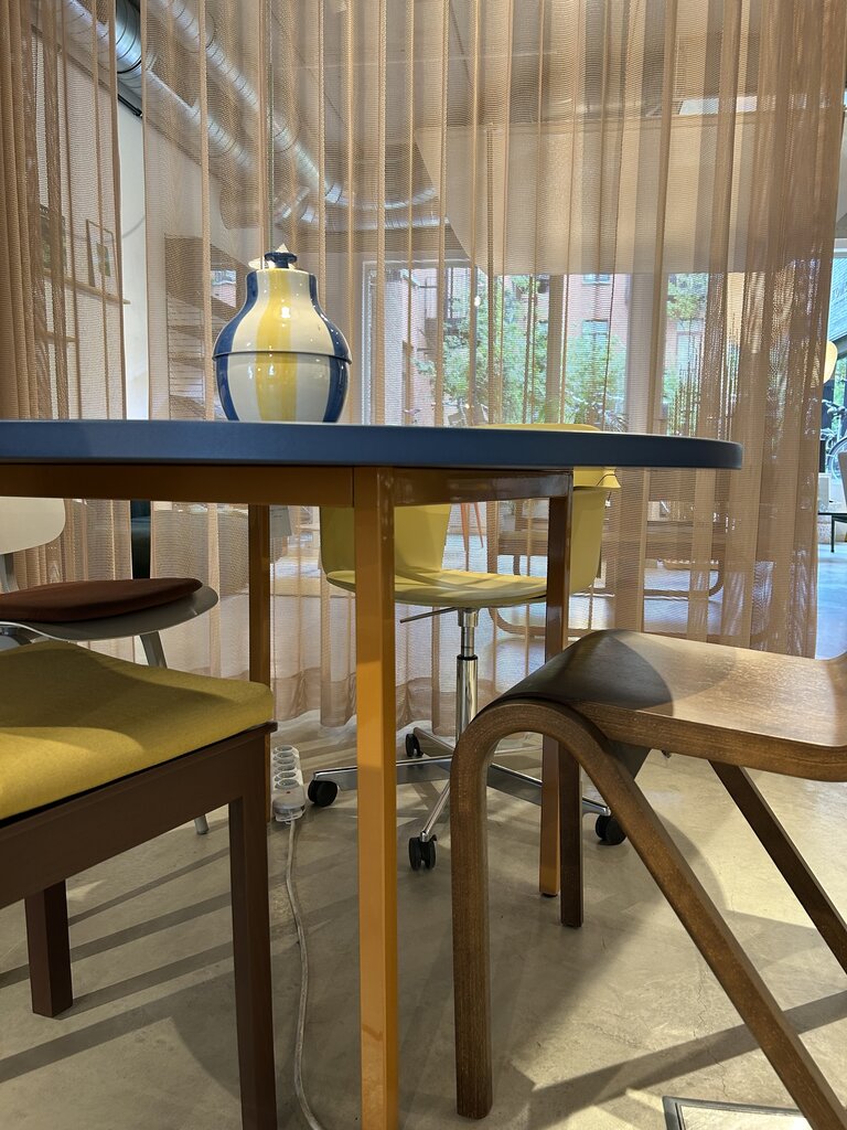 HAY Two-Colour Table Round [Ex-Display]