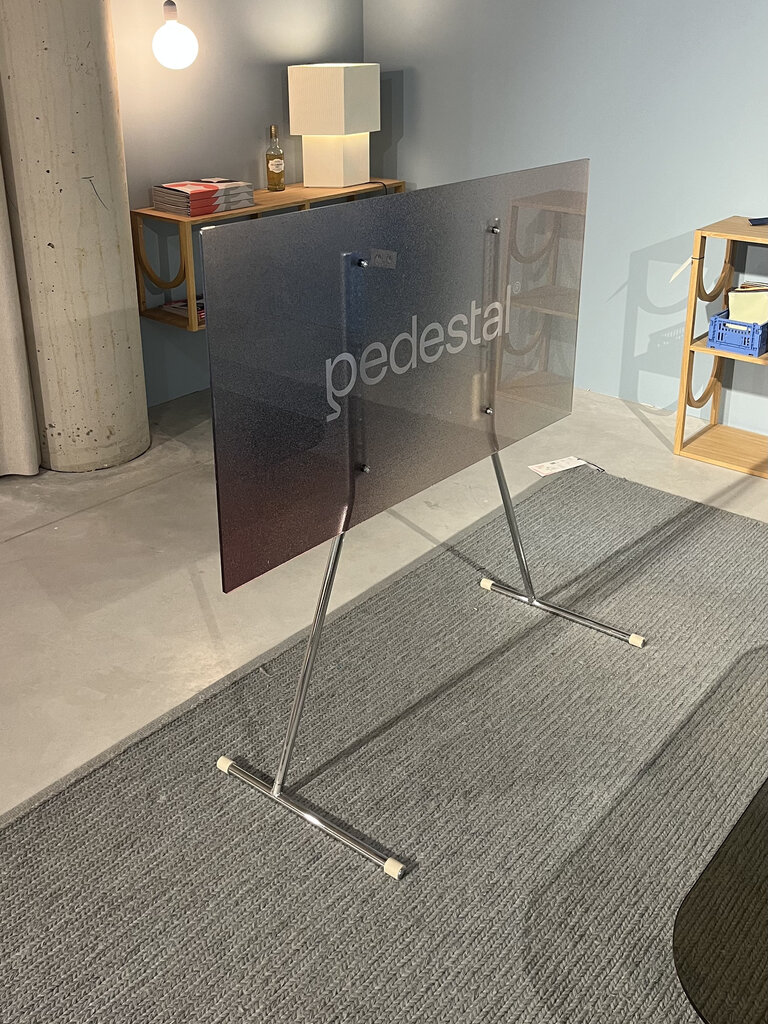 Pedestal Viva [Ex-display]
