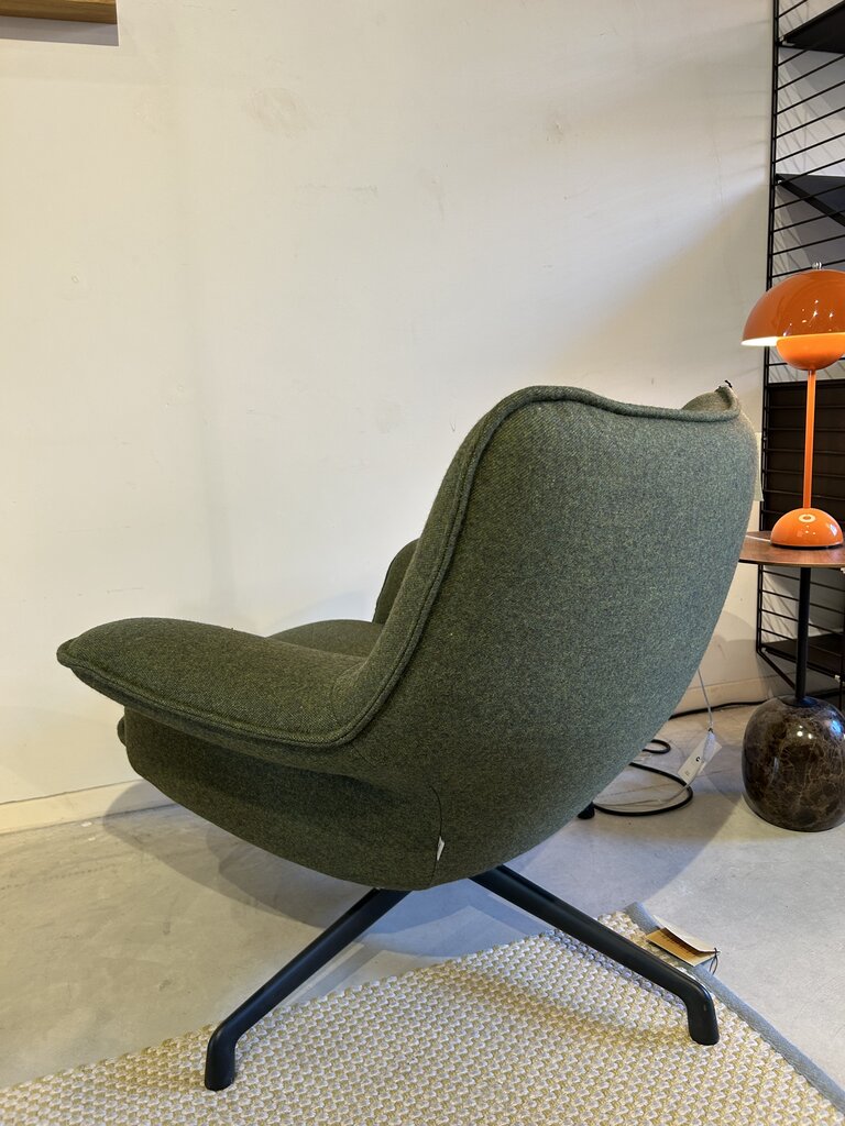 Muuto Doze Lounge Chair Low Back Swivel Base [Ex-display]