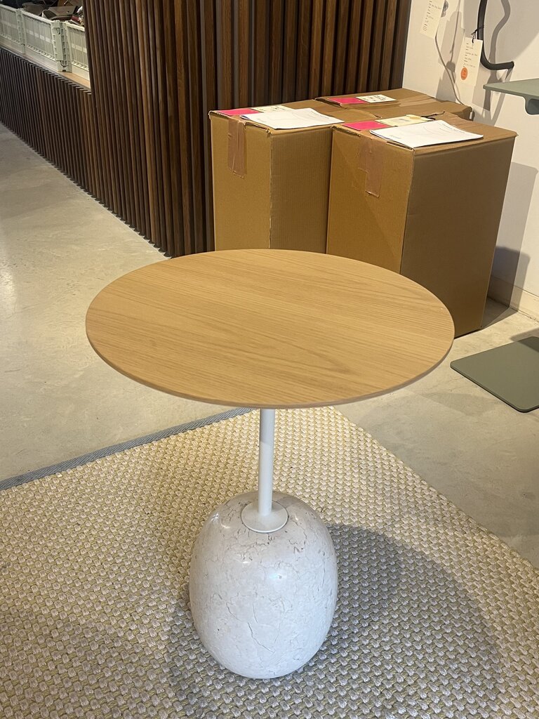 andTradition Lato - Side Table [Ex-display]
