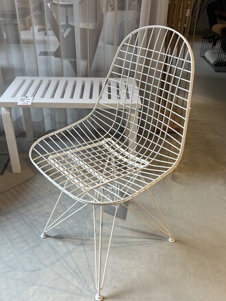 Vitra Wire Chair DKR - White Powder Coated [Ex-display]